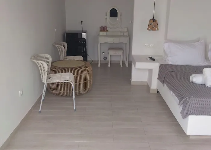 Ftelia Breeze 酒店 克洛瓦斯