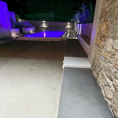 Ftelia Breeze 호텔 *